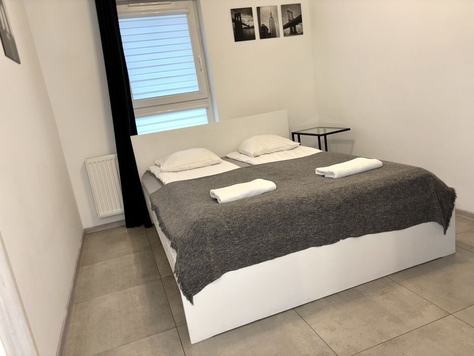 Apartamenty na Wynajem - 6-osobowe/ Centrum/ Parking/ Balkon/ Śniadani