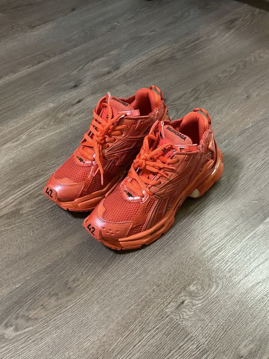 Balenciaga Runner full red