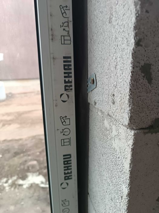 Готовий таунхаус біля озерв Петропавлівська Борщагівка