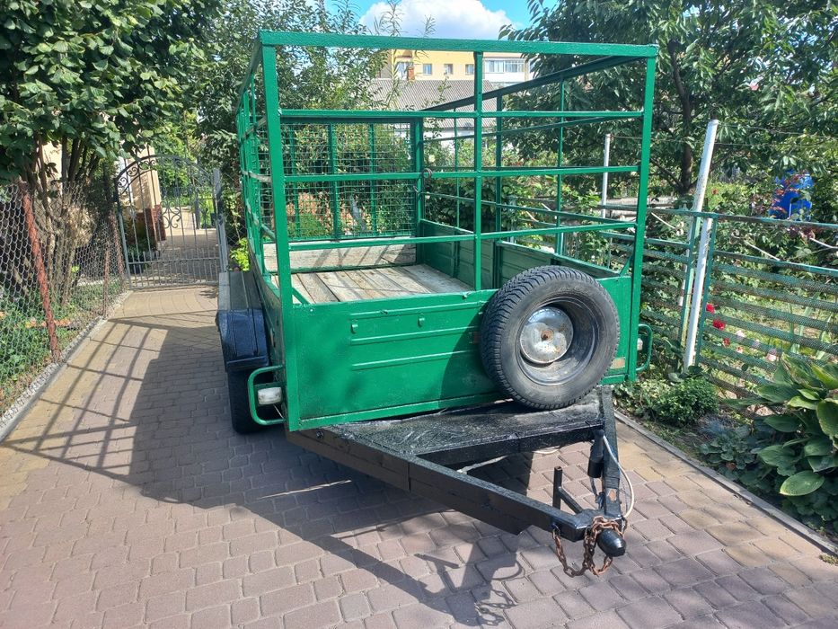Причіп прицеп  автомобільний двокатковий
