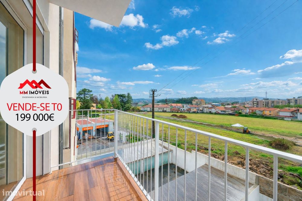 Apartamento T0 | Rio Tinto | Garagem | Varanda |  Elevador | Como Novo