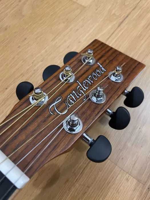 Guitarra acústica-elétrica como nova