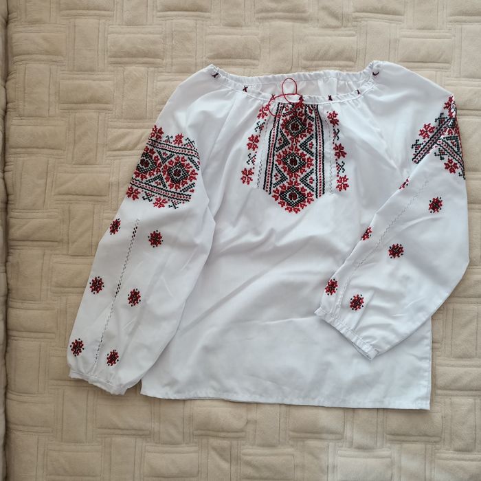 Вишиваночки, костюми