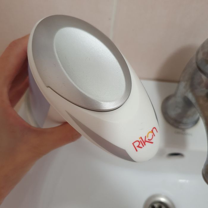 Дозатор для мила сенсорний Rikon RKN 28