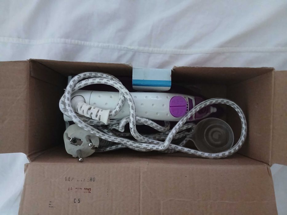 Праска утюг saturn 1800вт