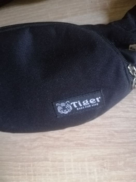 Сумка бананка нова. Tiger.
