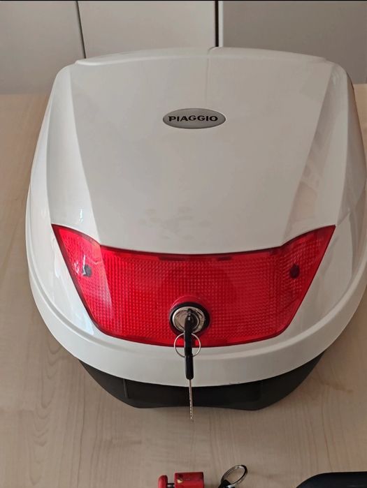 Top case VESPA Piaggio Branco Nova 36L