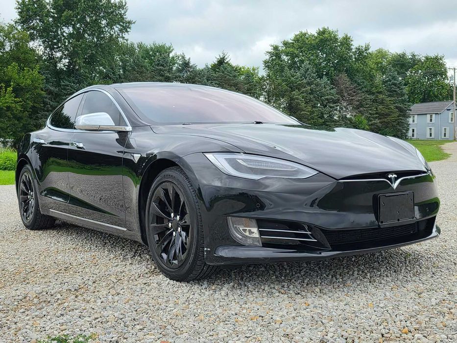 Tesla Model S 100D      2019