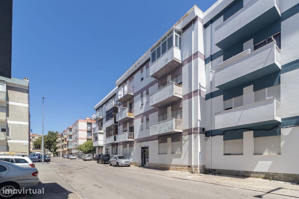 Apartamento de 4 assoalhadas na Amora