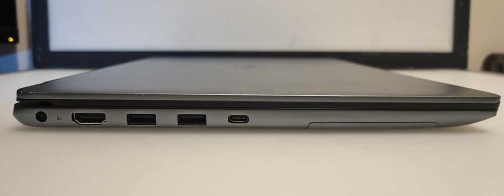 Dell Vostro 5590 i7-10510U 16GB RAM SSD 512GB MX250 Windows 11