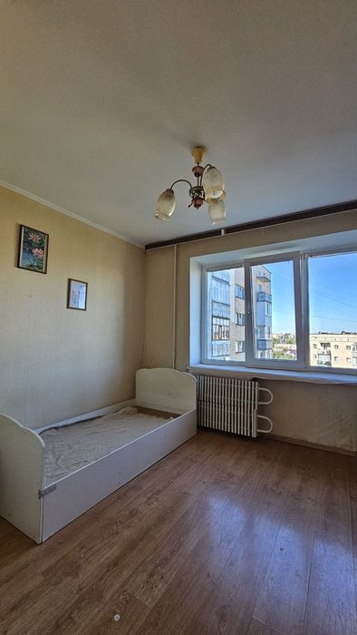 Продам 3-кімнатну квартиру