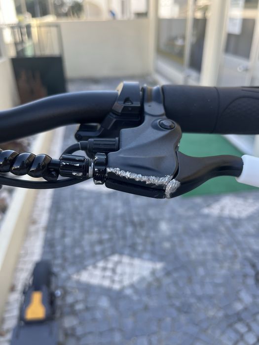 Ausom L1 Abe – 2.000 km | Controlador novo | Bem estimada