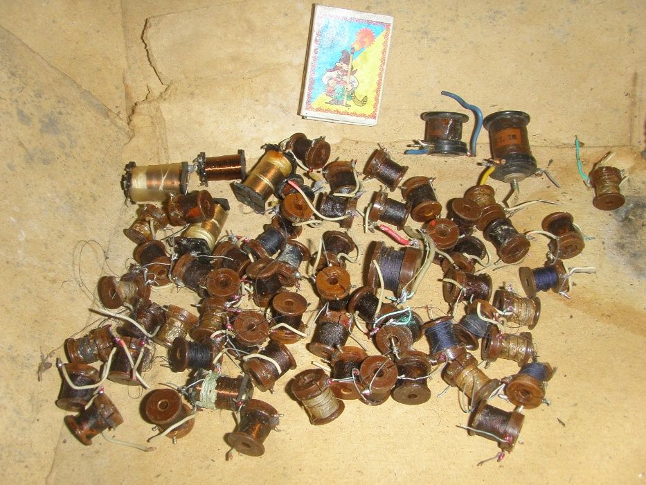 Советские резисторы и конденсаторы прецизионные б.у.