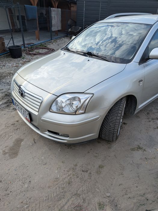 Toyota Avensin 2005R 2.0 d4d 115,6km