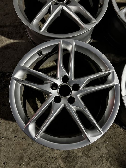 Диски диск Audi Ауді Q5 R19  з 2012/2017 рік стан гарний