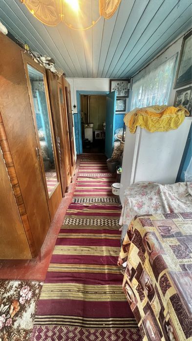 Терміново продам цегляний  будинок  в с. Медвин