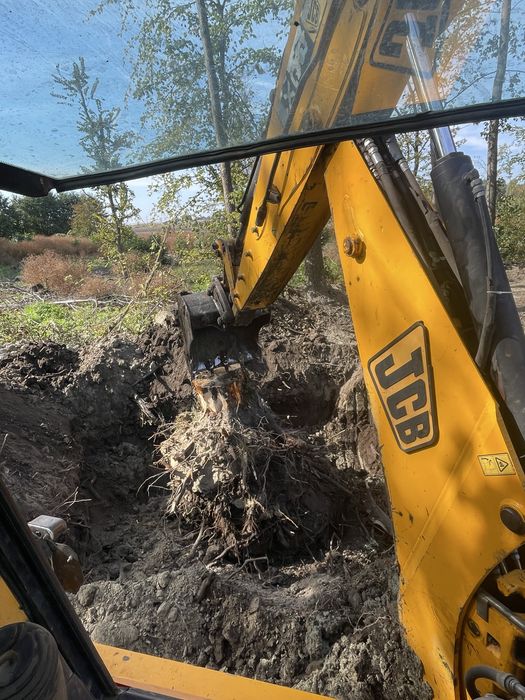 Послуги екскаватора – навантажувача JCB