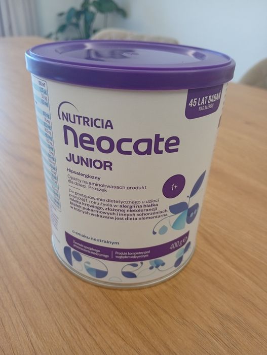 Neocate junior..