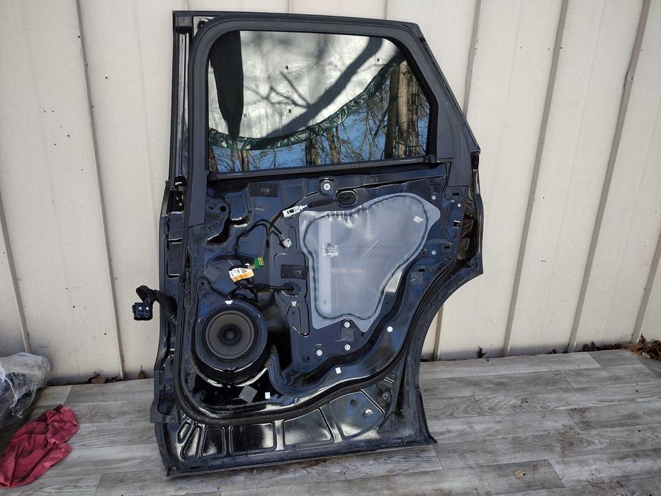 Ford Edge MK2 Двері задні праві комплектні