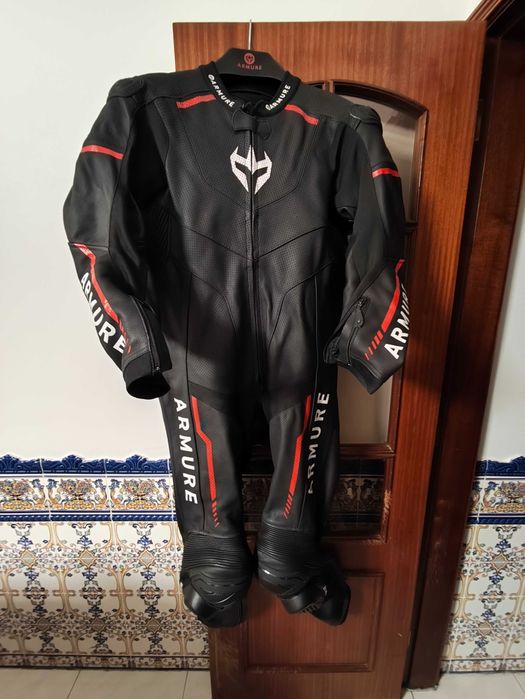 Fato ARMURE Black/Red