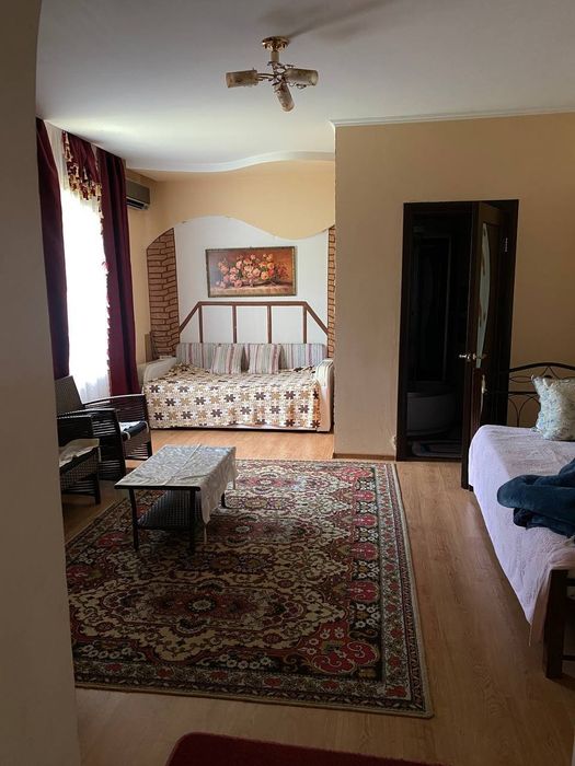 Сдам 1/2 дома в с.Новая Дофиновка