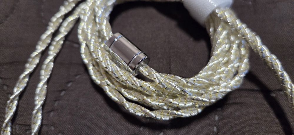 Флагманський кабель для навушників IVIPQ-212 (2*3,5 - XLR)