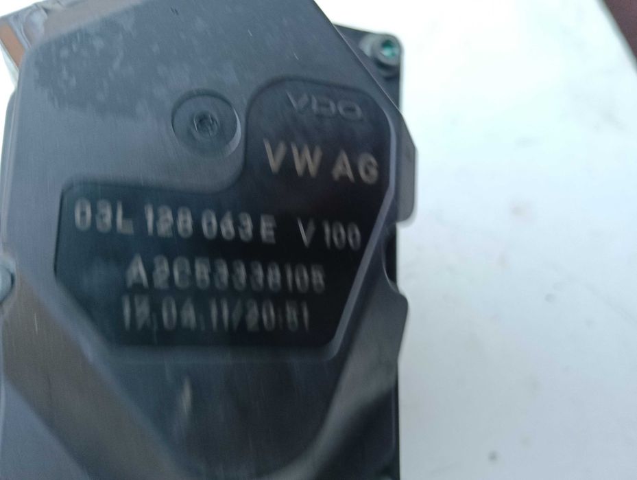 Przepustnica Audi A4 b8 2.0 tdi CAGA CAHA 03L,128,063E WYSYŁKA
