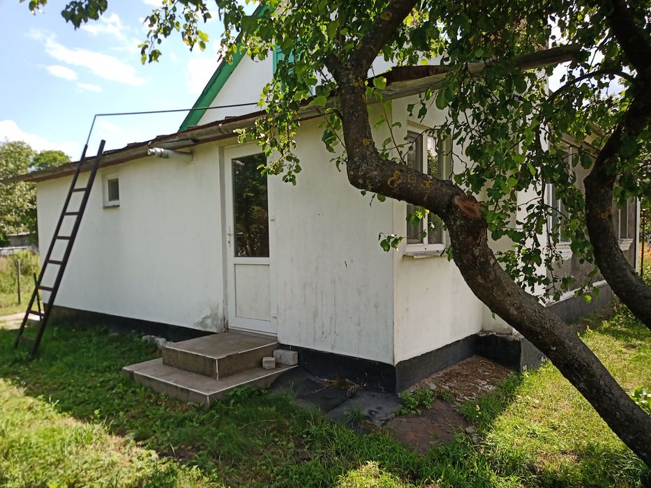 Частина будинку біля Рівного