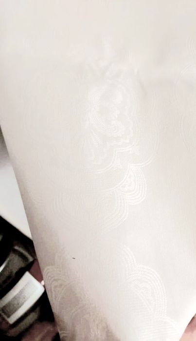 Obrus nowy biały ze wzorem