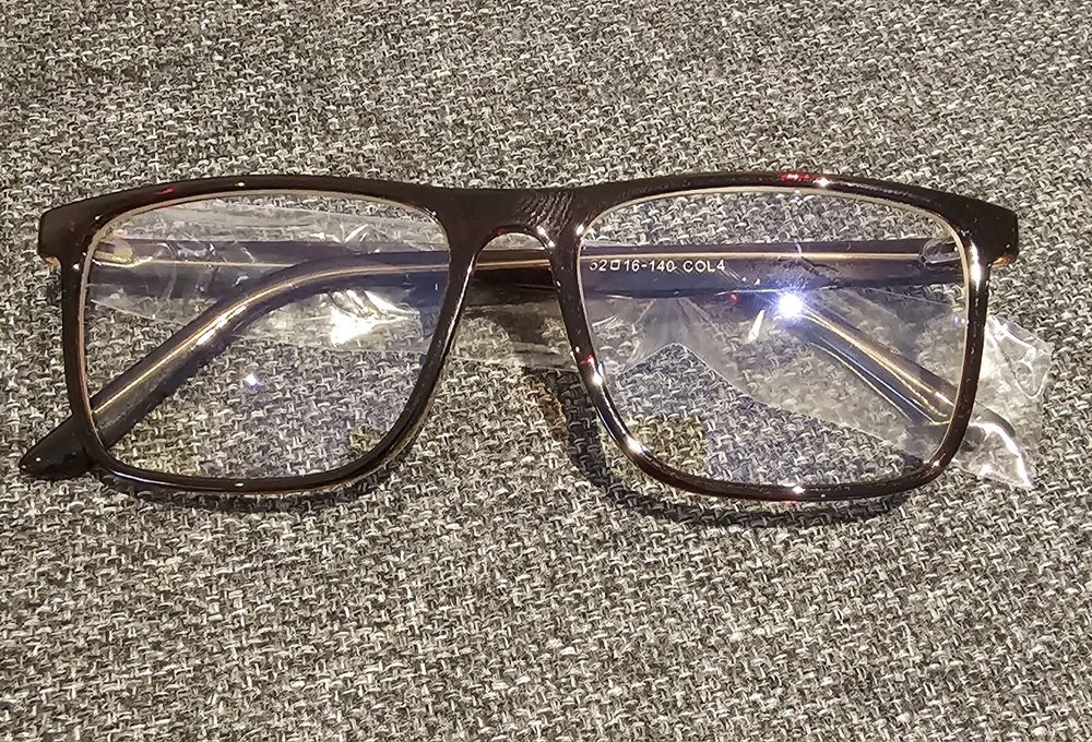 Armações de óculos novas