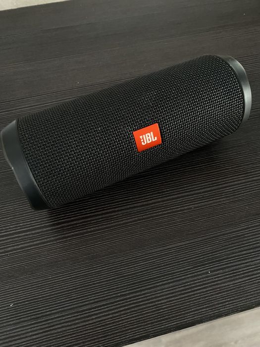 Колонка jbl