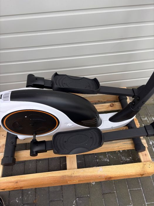 Trenażer Orbitrek Zipro Hulk RS Max waga 150 kg