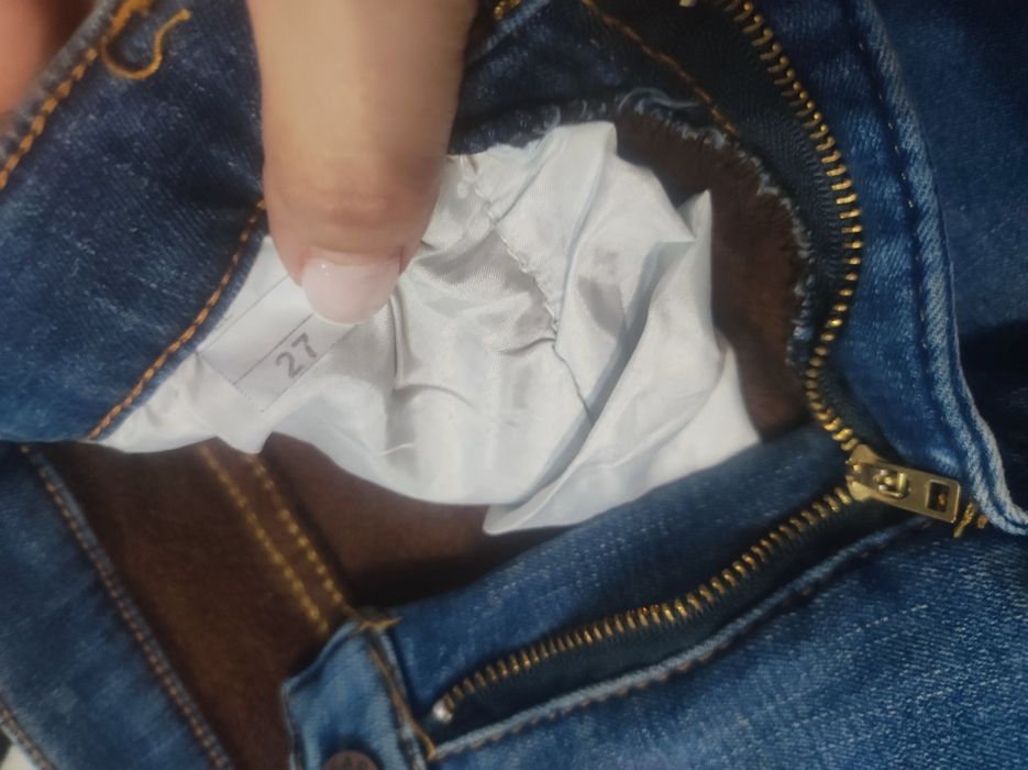 Срочно продам тёплые джинсы