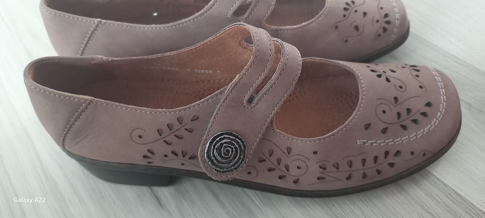 Buty damskie zamszowe ursula