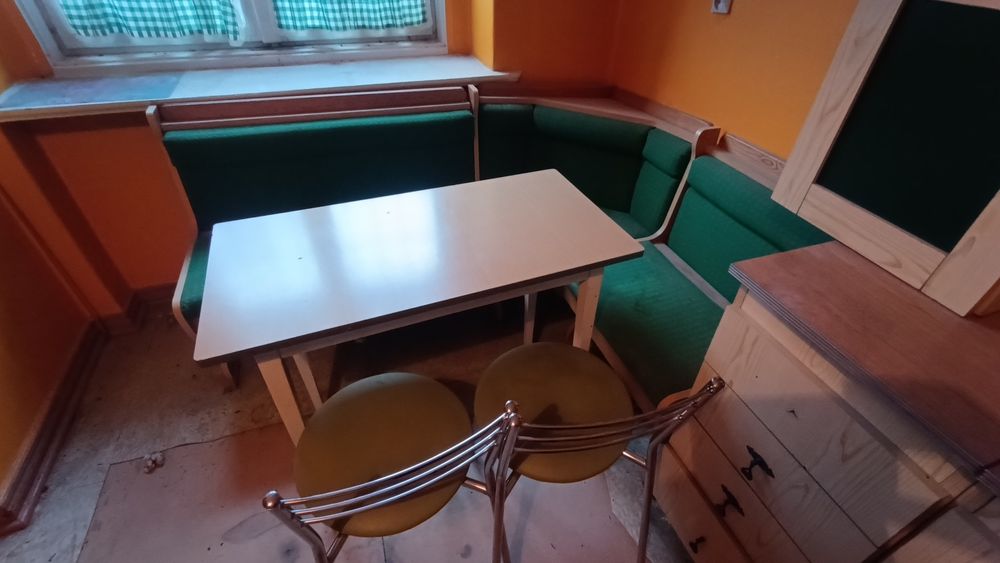 Meble kuchenne,kredens stół ława krzesła