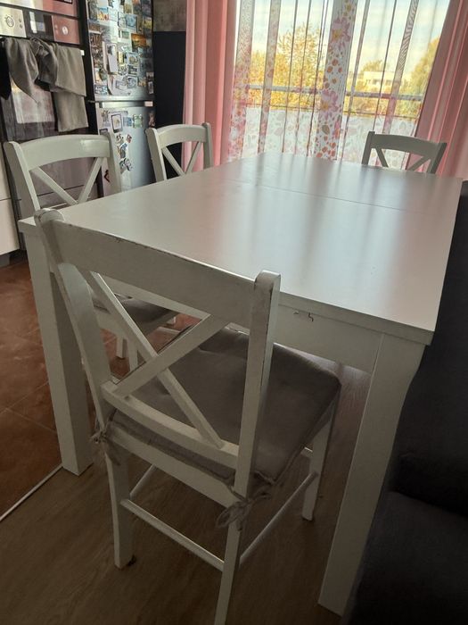 Stół z  krzeslami  IKEA