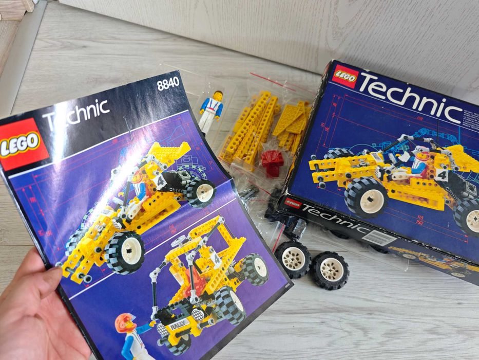 Lego Technic 8840 "Rally Shock n' Roll Racer"; 1990; [219]