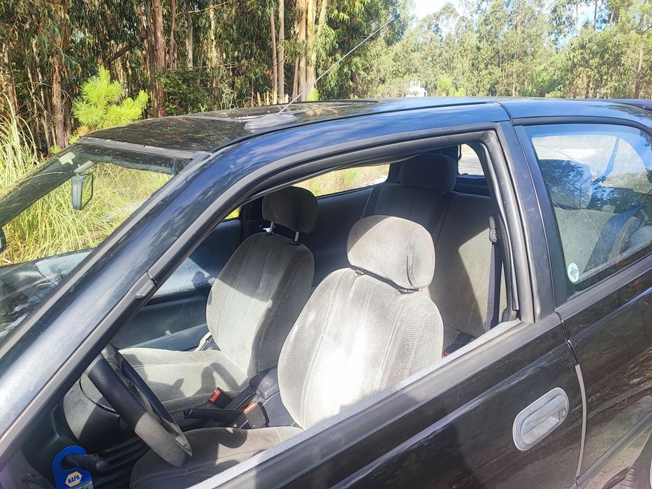 Nissan Sunny SR1600