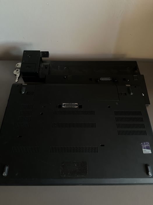 lenovo thinkpad t470 stan bdb i5 7300 8 ram stacja dokujaca