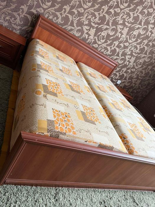 Спальня (Спальний гарнітур)