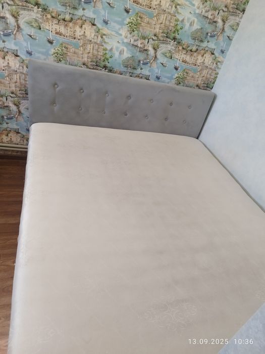 Двухспальная кровать с нишей для белья 160*190 спальное место