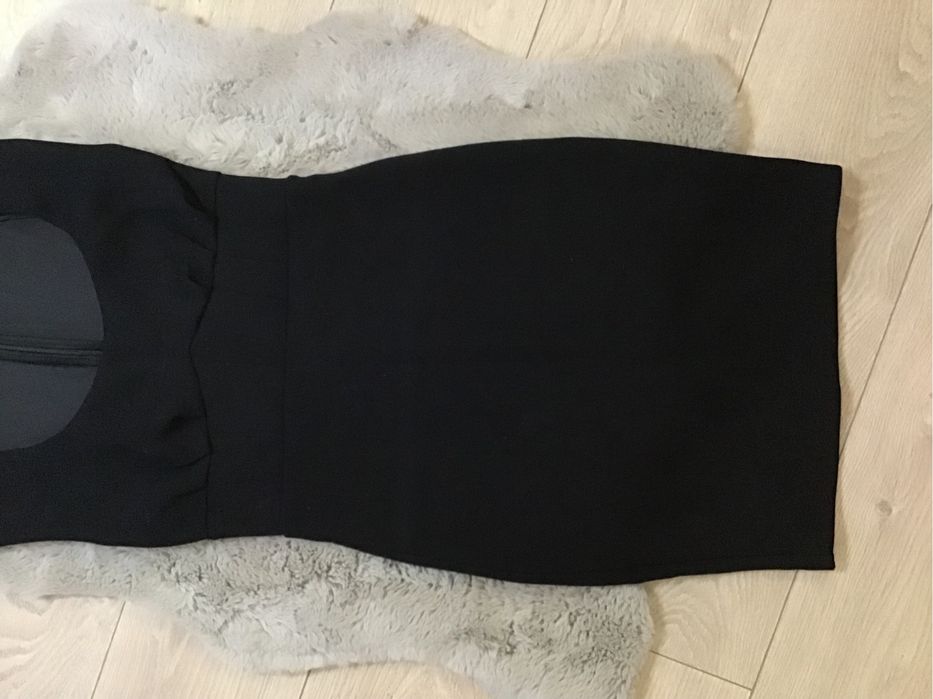 Guess sukienka damska S mała czarna dopasowana elegancka 36