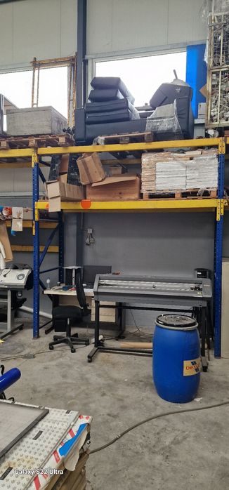 Estantaria parteleiras