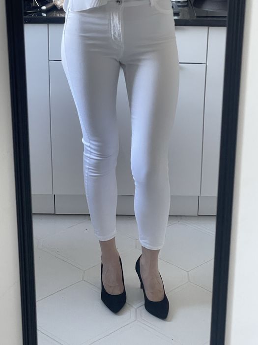 Spodnie białe jeansy skinny calzedonia r:S