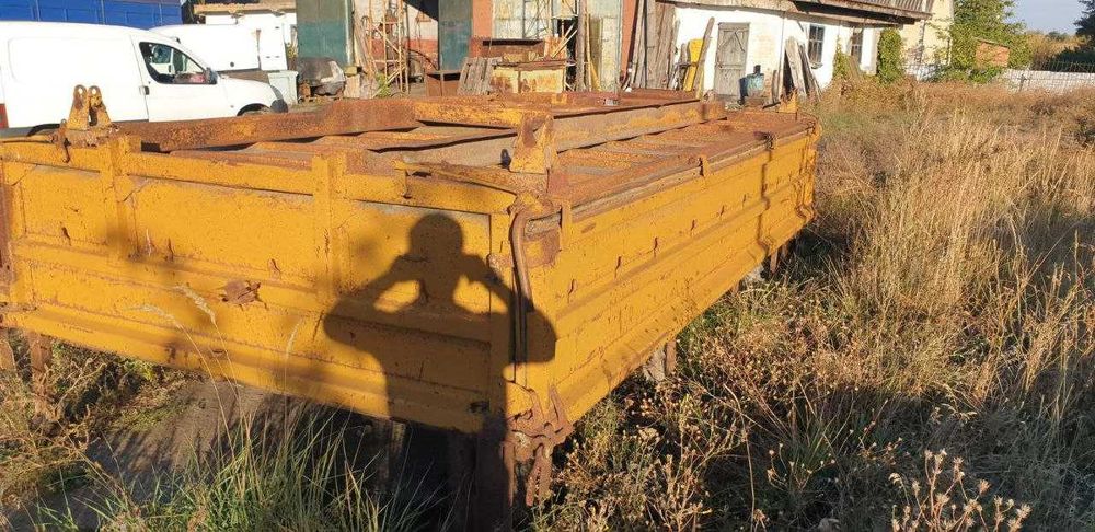 Причіп на камаз.