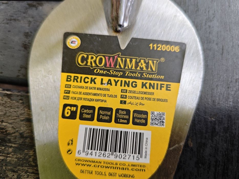 Kielnia murarska typu łezka Crownman