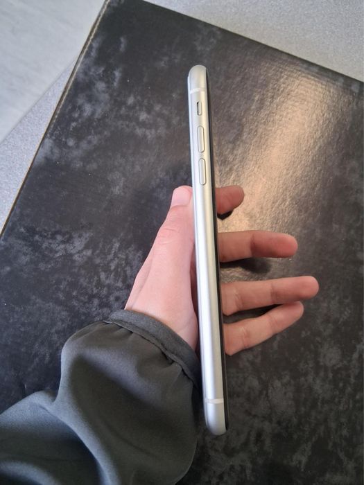 iPhone 11 Branco 64GB – Excelente Oportunidade!