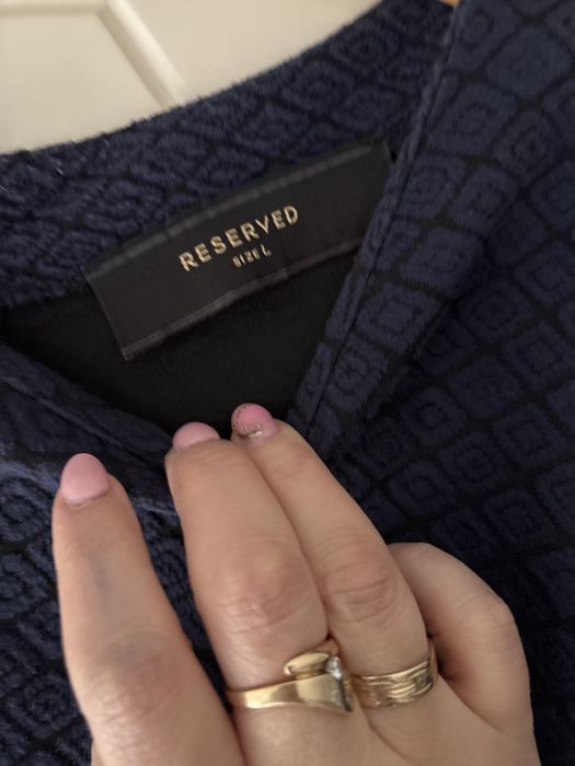 Sukienka rozmiar L firmy reserwed stan bardzo dobry