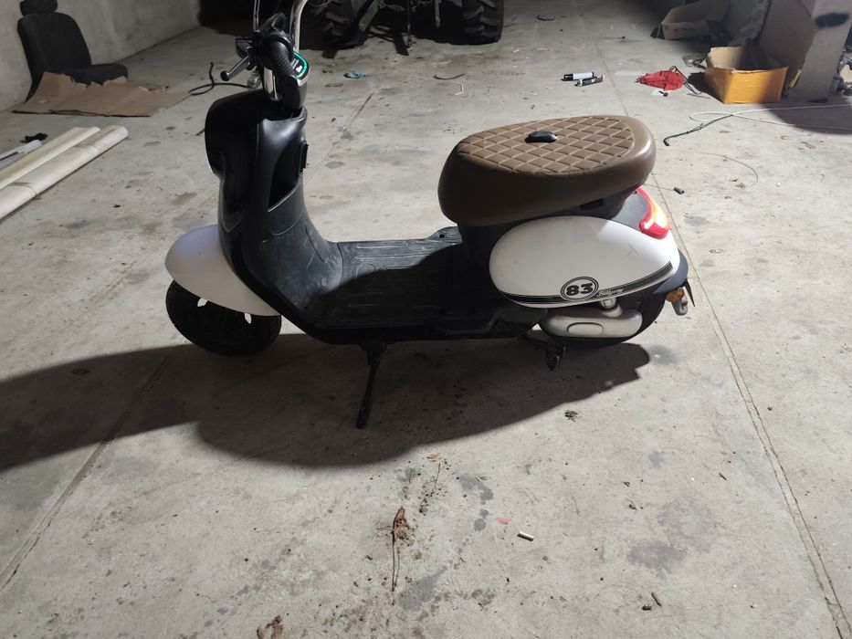 Продам Электро мопед