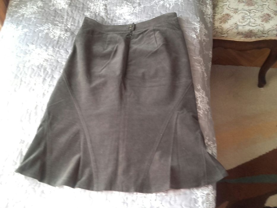 Spódnica r. 36 firmy Betty Barclay
